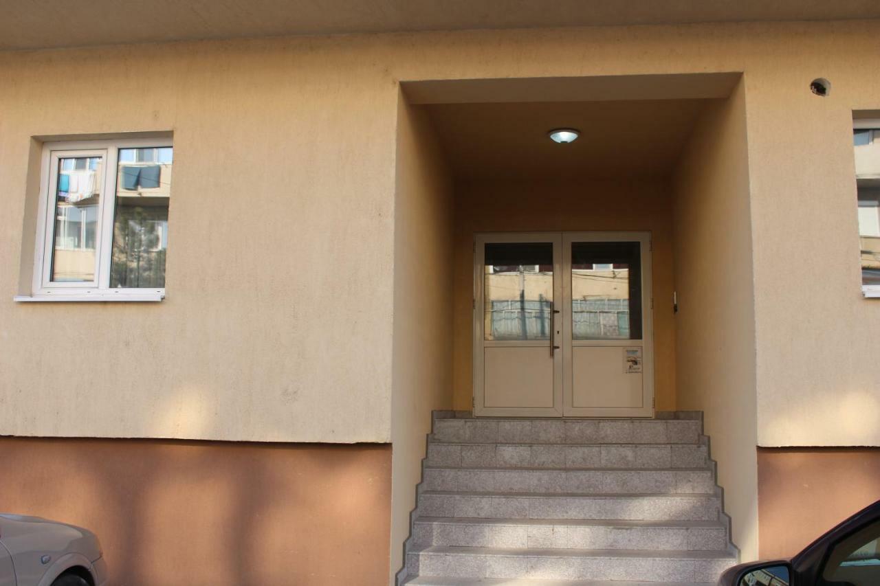 Still Apartament Κραϊόβα Εξωτερικό φωτογραφία